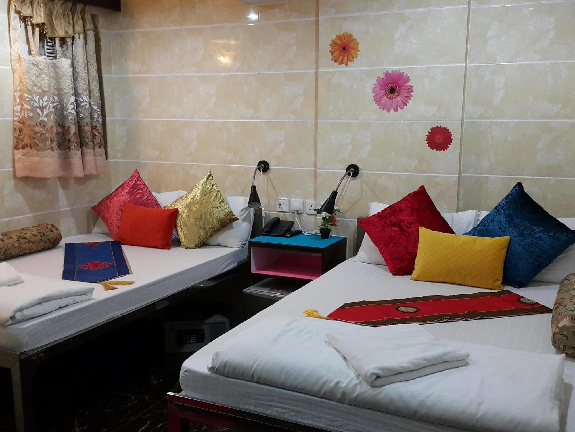 Ranjeet Guest House هونغ كونغ المظهر الخارجي الصورة